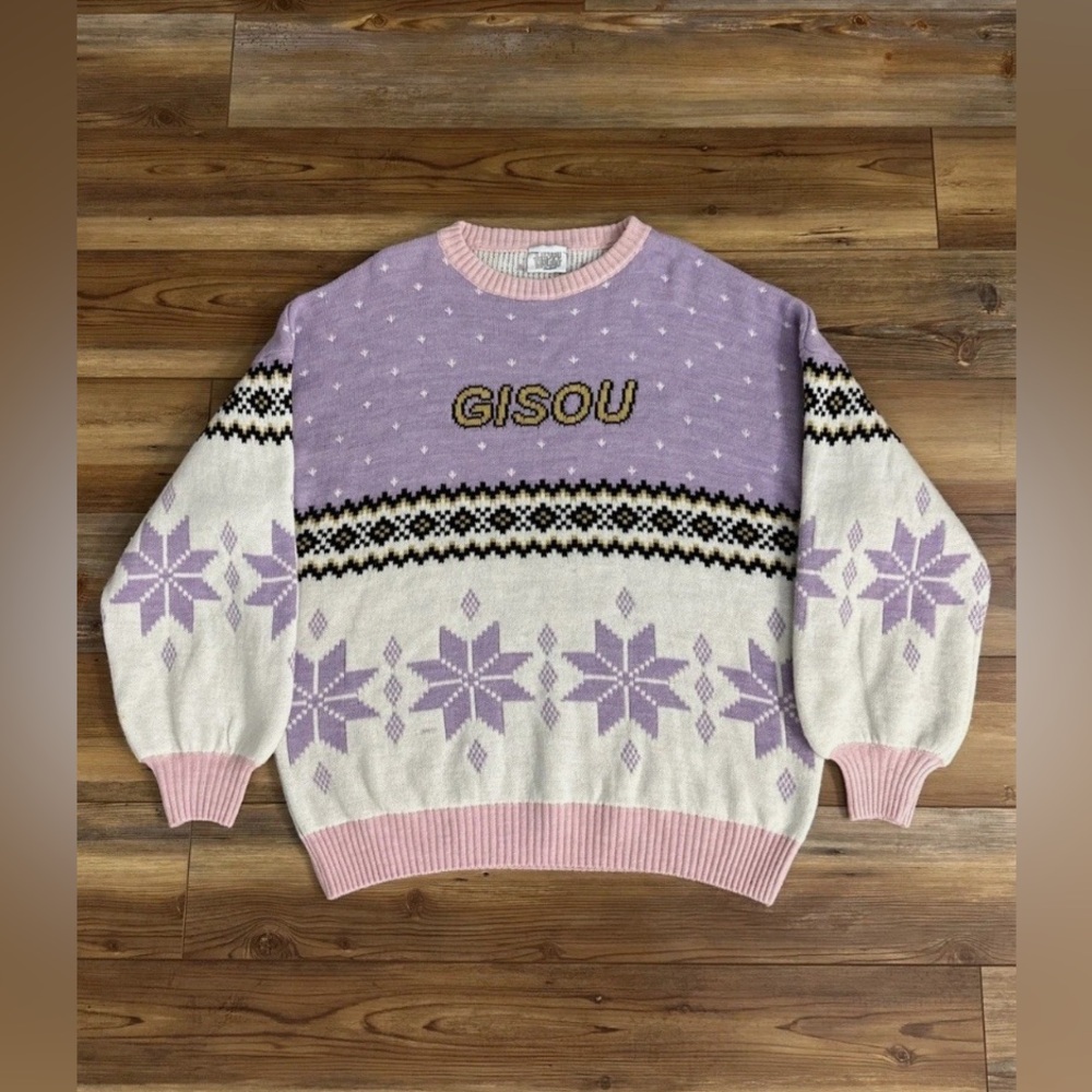 Gisou Limited Edition Holiday Sweater 2021